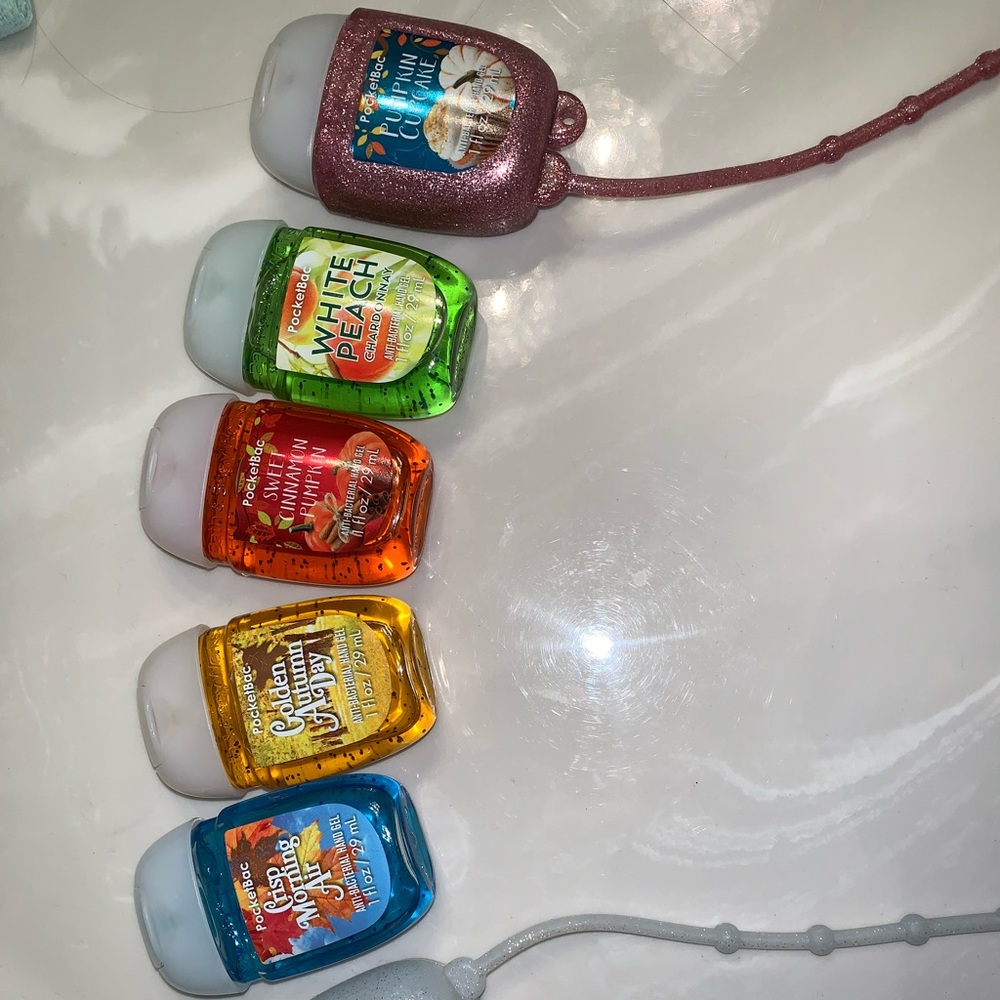 Bundle of 5 Mini Hand Sanitizers & 2 Cases